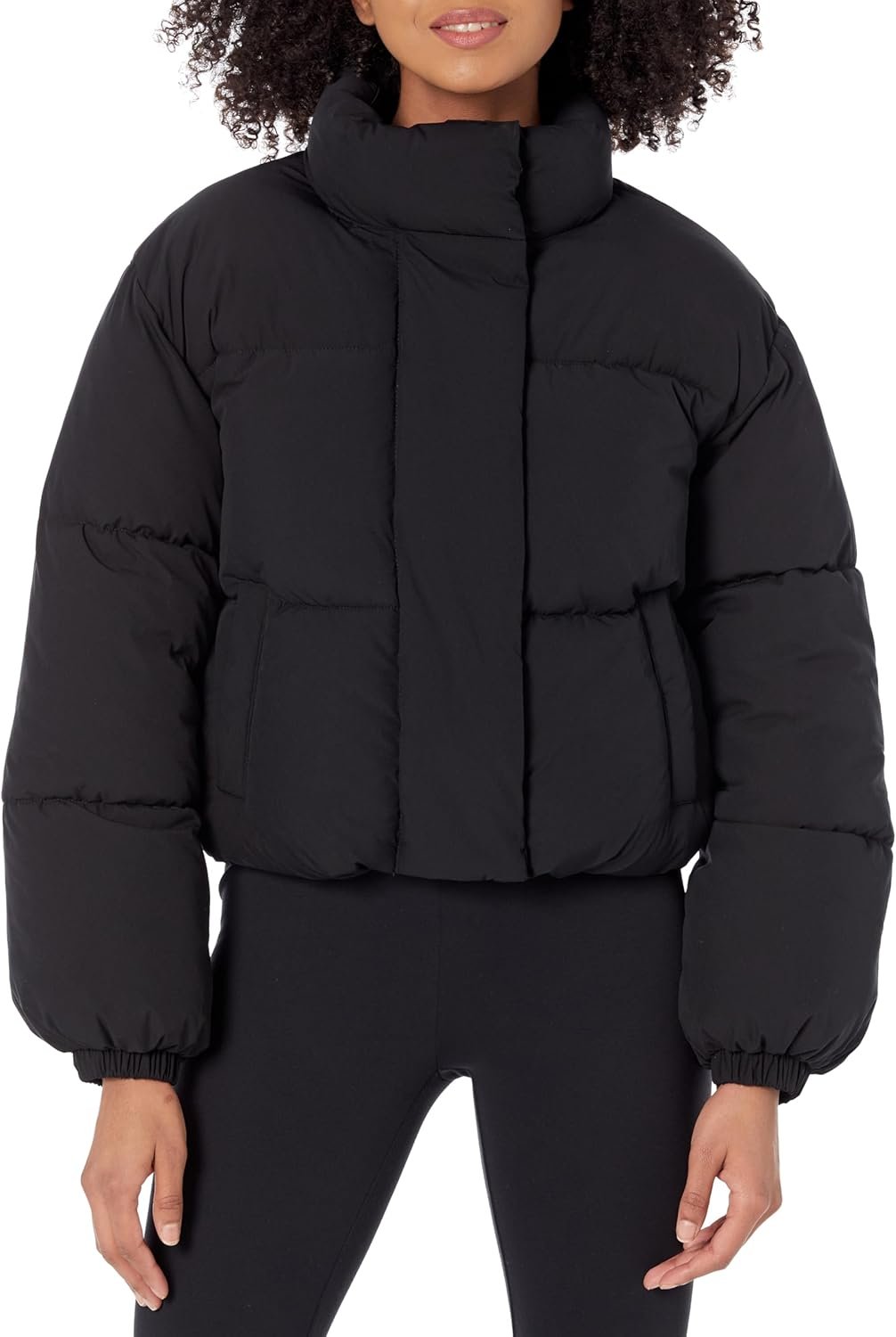 Amazon Essentials Women’s Cropped Full-Zip Puffer Jacket, Winter Warm, Stand Collar