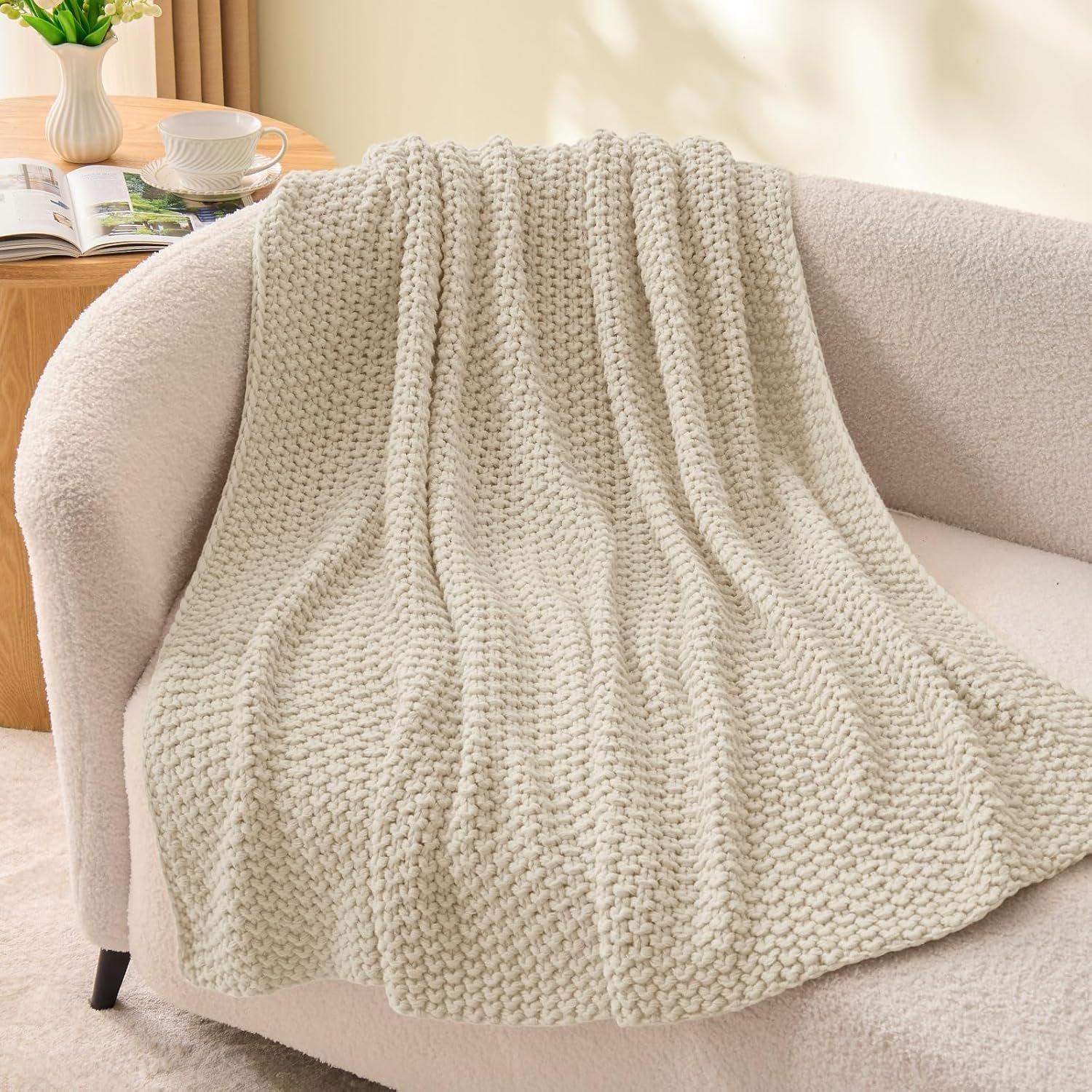 BEDELITE Chunky Cable Knit Throw Blanket, Acrylic Chunky Knitted Blankets, Super Soft Cozy Woven Beige Throw Blanket for Sofa Couch Bed Room Home Decor, Gift for Women, 50″x60″
