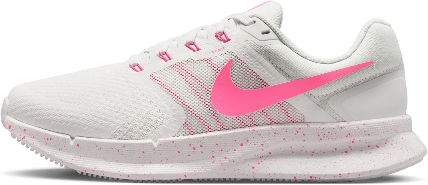 Nike Women’s Run Swift 3 Road Running Shoes