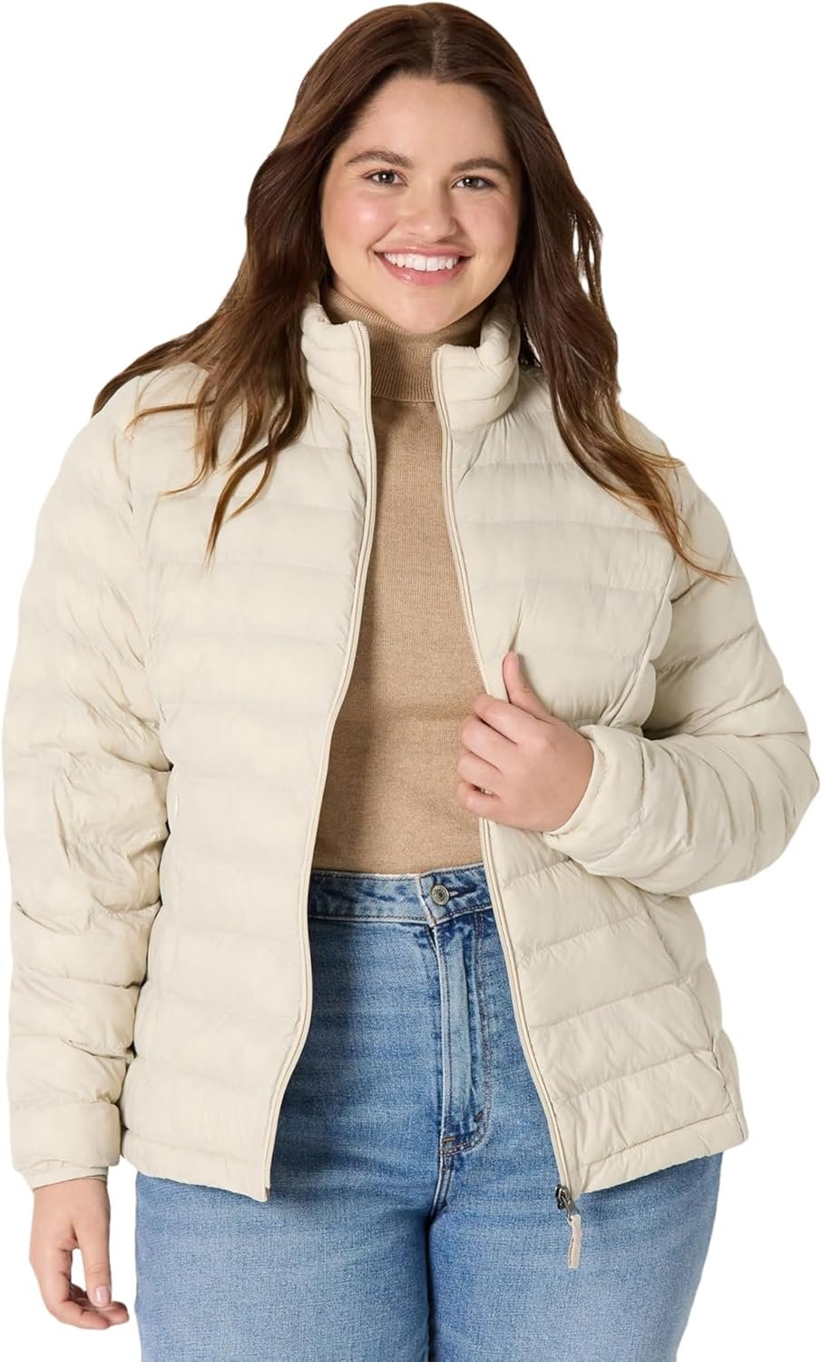 Amazon Essentials Women’s Lightweight Long-Sleeve Water-Resistant Packable Puffer Jacket (Available in Plus Size)