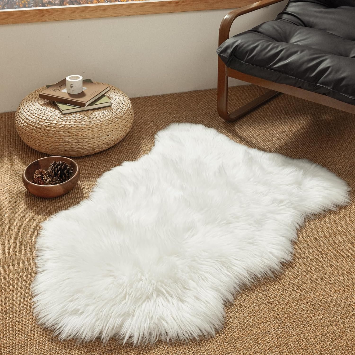 Ashler Faux Fur Rug, Fluffy White Small Sheepskin Rug, Ultra Soft 2×3 Ft Mat, Machine Washable Shag Mats, Nursery Throw for Bed, Living, Kids Room
